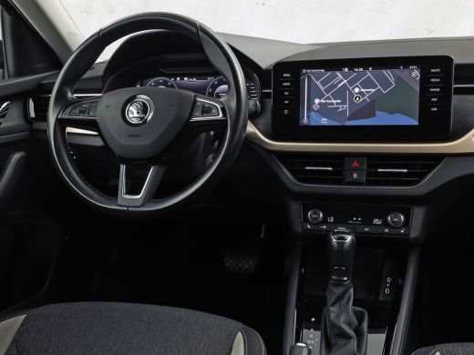 Skoda Scala 1.0 TSI Sport Automaat (GROOT NAVI, VIRTUAL COCKPIT, CLIMATE, APPLE CARPLAY, STOELVERWARMING, NIE... ActivLease financial lease