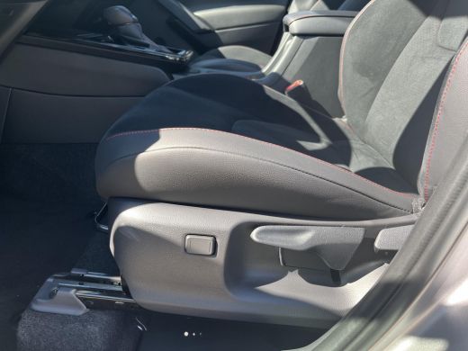 Toyota Corolla Cross Hybrid 180 GR Sport | Plus Pack | &euro; 2.000 extra inruilwaarde | ActivLease financial lease