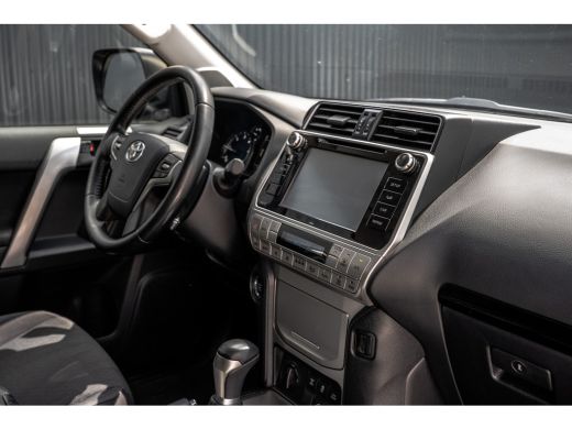 Toyota Land Cruiser 2.8 D-4D | 177 PK | Automaat | 4X4 | 1e Eigenaar | Trekhaak 3.5T | Camera | Cruise | Airco ActivLease financial lease