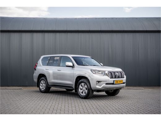 Toyota Land Cruiser 2.8 D-4D | 177 PK | Automaat | 4X4 | 1e Eigenaar | Trekhaak 3.5T | Camera | Cruise | Airco ActivLease financial lease
