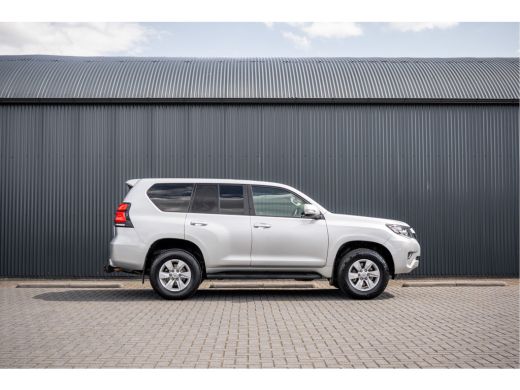 Toyota Land Cruiser 2.8 D-4D | 177 PK | Automaat | 4X4 | 1e Eigenaar | Trekhaak 3.5T | Camera | Cruise | Airco ActivLease financial lease