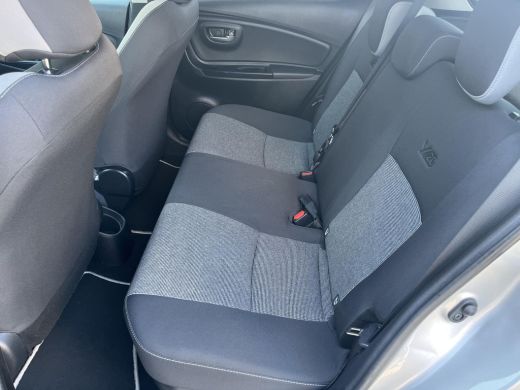 Toyota Yaris 1.5 Hybrid Y20 | Navigatie | Parkeersensoren | Licht metalen velgen | Keyless entry | ActivLease financial lease