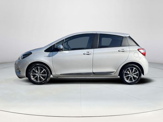 Toyota Yaris 1.5 Hybrid Y20 | Navigatie | Parkeersensoren | Licht metalen velgen | Keyless entry | ActivLease financial lease
