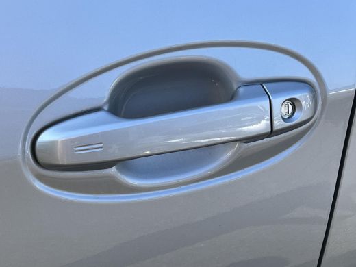 Toyota Yaris 1.5 Hybrid Y20 | Navigatie | Parkeersensoren | Licht metalen velgen | Keyless entry | ActivLease financial lease
