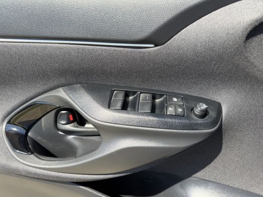 Toyota Yaris Cross 1.5 Hybrid 115 Dynamic Winterpakket | Cruise adaptief ActivLease financial lease