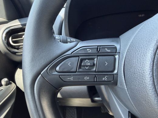 Toyota Yaris Cross 1.5 Hybrid 115 Dynamic Winterpakket | Cruise adaptief ActivLease financial lease