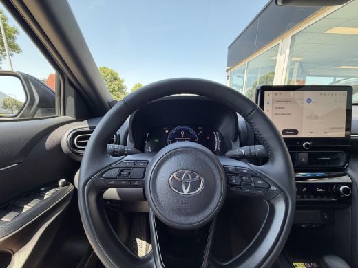 Toyota Yaris Cross 1.5 Hybrid 115 Dynamic Winterpakket | Cruise adaptief ActivLease financial lease
