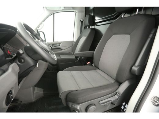 Volkswagen Crafter 2.0 TDI 140PK L3H3 | Airco | Cruise | Camera | Massagestoel | Carplay ActivLease financial lease