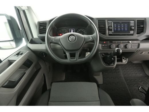 Volkswagen Crafter 2.0 TDI 140PK L3H3 | Airco | Cruise | Camera | Massagestoel | Carplay ActivLease financial lease
