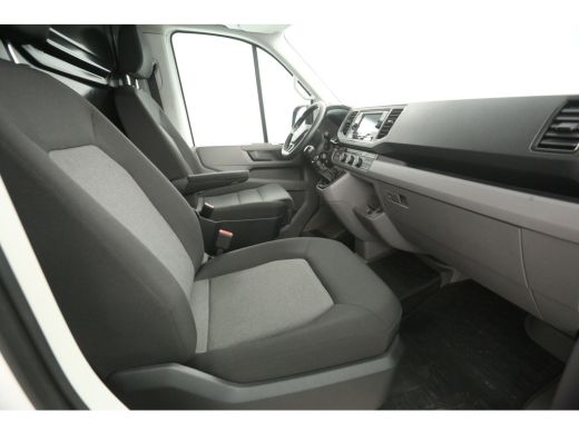 Volkswagen Crafter 2.0 TDI 140PK L3H3 | Airco | Cruise | Camera | Massagestoel | Carplay ActivLease financial lease