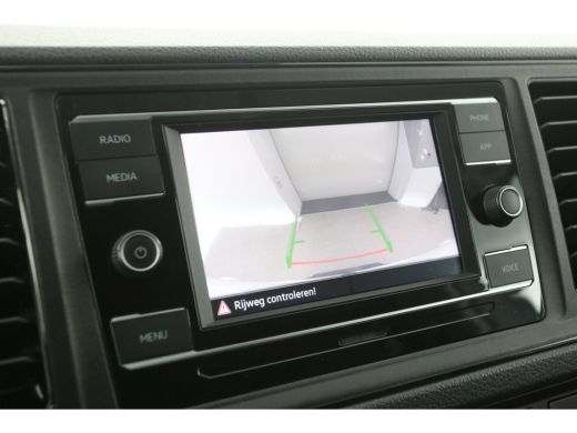 Volkswagen Crafter 2.0 TDI 140PK L3H3 | Airco | Cruise | Camera | Massagestoel | Carplay ActivLease financial lease