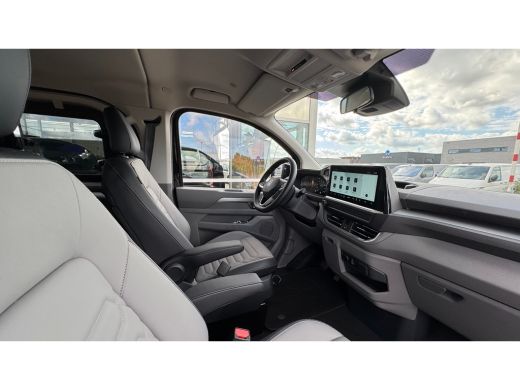 Volkswagen e-Transporter 8 persoons Style 218PK/160kW 64 kWh | Achteruitrijcamera | Airco (automatisch) | Airco separaat a... ActivLease financial lease