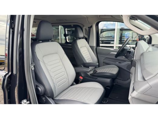 Volkswagen e-Transporter 8 persoons Style 218PK/160kW 64 kWh | Achteruitrijcamera | Airco (automatisch) | Airco separaat a... ActivLease financial lease