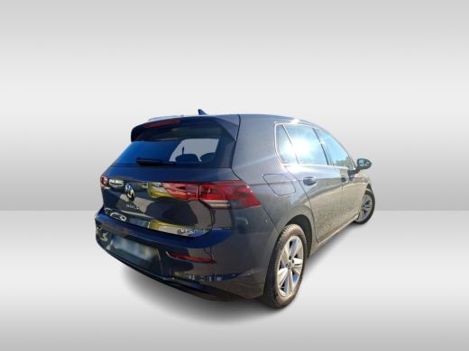 Volkswagen Golf 1.0 eTSI 110pk DSG | Acc | Navi | Camera ActivLease financial lease
