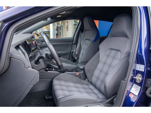 Volkswagen Golf 1.4 eHybrid GTE | Apple Carplay/Android Auto | Keyless | Stuur- Stoelverwarming | Achteruitrijcam... ActivLease financial lease