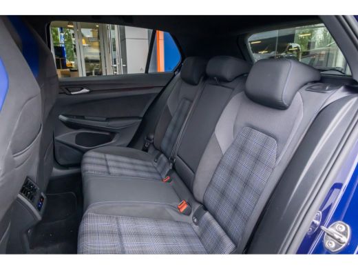 Volkswagen Golf 1.4 eHybrid GTE | Apple Carplay/Android Auto | Keyless | Stuur- Stoelverwarming | Achteruitrijcam... ActivLease financial lease