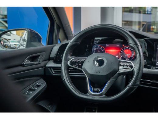 Volkswagen Golf 1.4 eHybrid GTE | Apple Carplay/Android Auto | Keyless | Stuur- Stoelverwarming | Achteruitrijcam... ActivLease financial lease