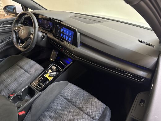 Volkswagen Golf GTE 245PK HYBRID SPORT CARPLAY/ACC/SFEERVERL/STUURVERW. ActivLease financial lease
