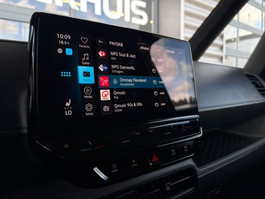 Volkswagen ID. Buzz Cargo Cargo 77 KWH 204 pk | Cruise control | Apple Carplay | Stoelverwarming | ActivLease financial lease