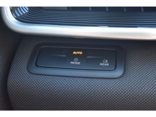 Volkswagen ID. Polo Life First Edition | Airconditioning automatisch, 2-zone (Climatronic) | Automatische afstandsreg... ActivLease financial lease