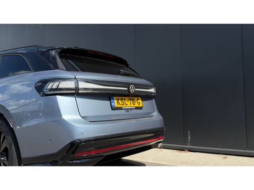 Volkswagen ID.7 Limited Edition Plus | Koplampverlichting LED Matrix (IQ.Light) | Sfeerverlichting interieur (30 ... ActivLease financial lease