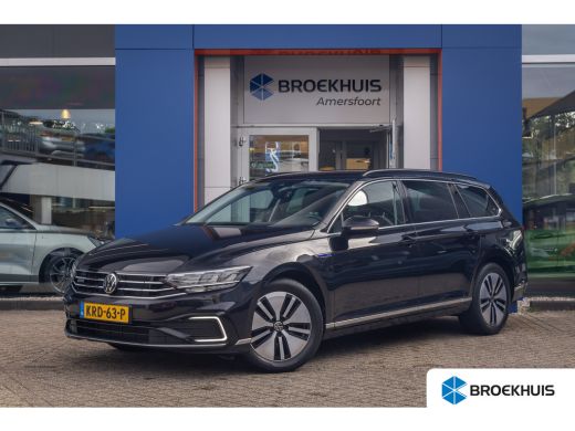 Volkswagen Passat Variant 1.4 TSI PHEV GTE Business | ACC | Stoelverwarming | Camera | LED Matrix | 17'' | | Achter... ActivLease financial lease