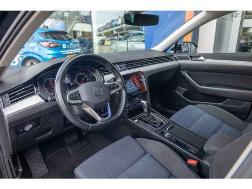 Volkswagen Passat Variant 1.4 TSI PHEV GTE Business | ACC | Stoelverwarming | Camera | LED Matrix | 17'' | | Achter... ActivLease financial lease