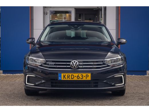 Volkswagen Passat Variant 1.4 TSI PHEV GTE Business | ACC | Stoelverwarming | Camera | LED Matrix | 17'' | | Achter... ActivLease financial lease