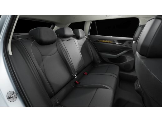 Volkswagen Passat Variant 1.5 eHybrid Business | Trekhaak | DCC | A.cam | ACC | ActivLease financial lease