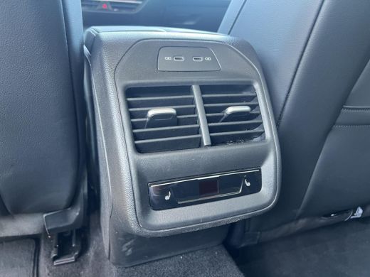 Volkswagen Passat Variant 1.5 eHybrid Business | Trekhaak | DCC | A.cam | ACC | PHEV | ActivLease financial lease