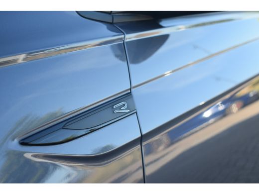 Volkswagen Polo 1.0 TSI 95PK DSG-7 R-Line | PANORAMADAK | TREKHAAK | 17 INCH | CAMERA | MATRIX LED | APP CONNECT ... ActivLease financial lease