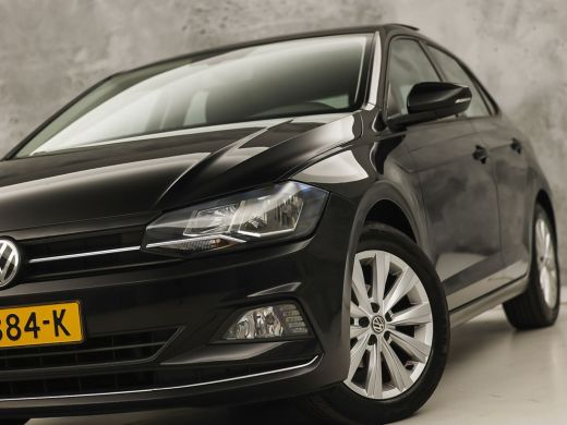 Volkswagen Polo 1.0 TSI Highline (SCHUIFDAK, APPLE CARPLAY, VITRUAL COCKPIT, ACC, LM VELGEN, CAMERA, NIEUWE APK, ... ActivLease financial lease