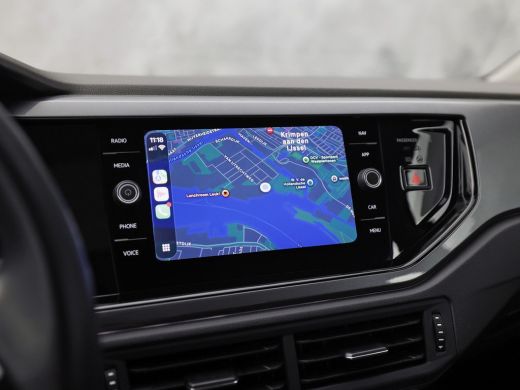 Volkswagen Polo 1.0 TSI Highline (SCHUIFDAK, APPLE CARPLAY, VITRUAL COCKPIT, ACC, LM VELGEN, CAMERA, NIEUWE APK, ... ActivLease financial lease