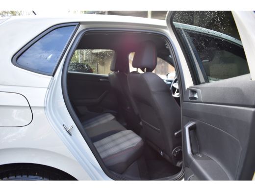Volkswagen Polo 2.0 TSI 210PK DSG GTI-SPORT LED/CARPLAY/PDC ActivLease financial lease