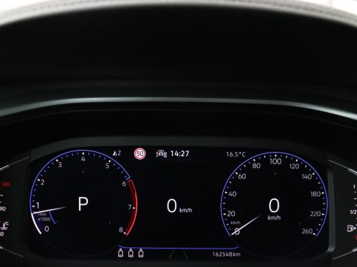 Volkswagen T-Roc 1.5 TSI Life Business | Stoelverwarming | Camera | Virtual Cockpit | Carplay | Full LED | Adaptiv... ActivLease financial lease
