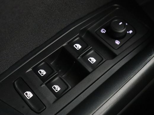 Volkswagen T-Roc 1.5 TSI Life Business | Stoelverwarming | Camera | Virtual Cockpit | Carplay | Full LED | Adaptiv... ActivLease financial lease