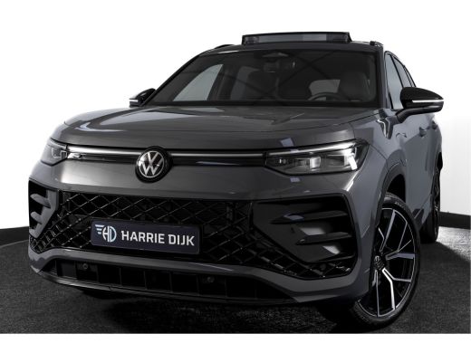 Volkswagen Tayron 1.5 eHybrid 272 PK R-Line | Black Style Pakket | S/K-Panodak | Elek. Trekhaak | Dig. Cockpit | Ad... ActivLease financial lease