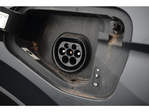 Volkswagen Tiguan 1.4 TSI DSG-6 245PK Life Edition | NAVIGATIE | CAMERA | AUTO A. KLEP | STOEL + STUURVERW. | APP. ... ActivLease financial lease