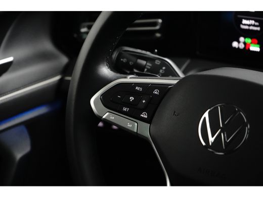 Volkswagen Tiguan 1.5 TSI eHybrid 204PK DSG-6 Elegance | PANORAMADAK | CAMERA | ELEKTR. A. KLEP | HUD | MASSAGESTOE... ActivLease financial lease