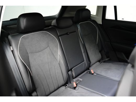 Volkswagen Tiguan 1.5 TSI eHybrid 204PK DSG-6 Elegance | PANORAMADAK | CAMERA | ELEKTR. A. KLEP | HUD | MASSAGESTOE... ActivLease financial lease