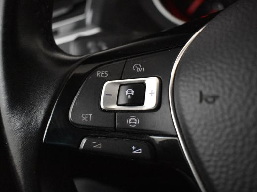 Volkswagen Tiguan 2.0 TDI Comfortline 150PK | Trekhaak | Stoelverwarming | Cruise control adapt | Climate control |... ActivLease financial lease