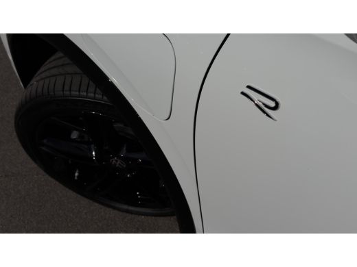 Volkswagen Tiguan R-Line Edition - eHybrid | 'App-Connect' draadloze smartphone integratie | Automatische afstandsr... ActivLease financial lease