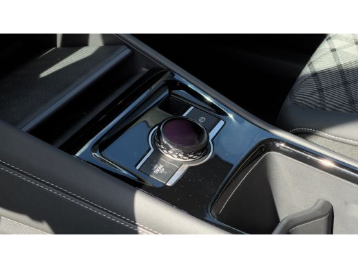 Volkswagen Tiguan R-Line Edition - eHybrid | 'App-Connect' draadloze smartphone integratie | Automatische afstandsr... ActivLease financial lease