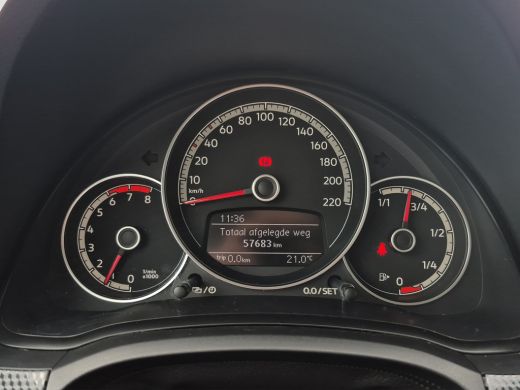 Volkswagen up! 1.0 Airco | Lane assist | DAB | Bluetooth | 5-deurs | ActivLease financial lease
