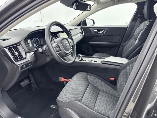 Volvo  V60 B3 Momentum Advantage | 19" | Exterior Styling Pack | Adaptieve Cruise | BLIS | Stoel/Stuurverwar... ActivLease financial lease
