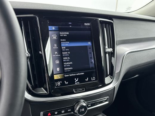 Volvo  V60 B3 Momentum Advantage | 19" | Exterior Styling Pack | Adaptieve Cruise | BLIS | Stoel/Stuurverwar... ActivLease financial lease