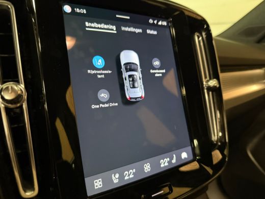 Volvo  XC40 Recharge Plus | 96% SoH | Parkeercamera | All-season banden | Stoel en Stuurwielverwarming | 19 I... ActivLease financial lease