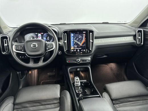 Volvo  XC40 T5 Inscription | 19" | Elektr. verst. Stoelen | Trekhaak | Full LED | Harman Kardon | Parkeercame... ActivLease financial lease