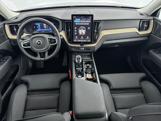 Volvo  XC60 T6 350PK AWD Plus Bright | Trekhaak | 360 Camera | Getint Glas | Harman Kardon | Elektr. verst. S... ActivLease financial lease