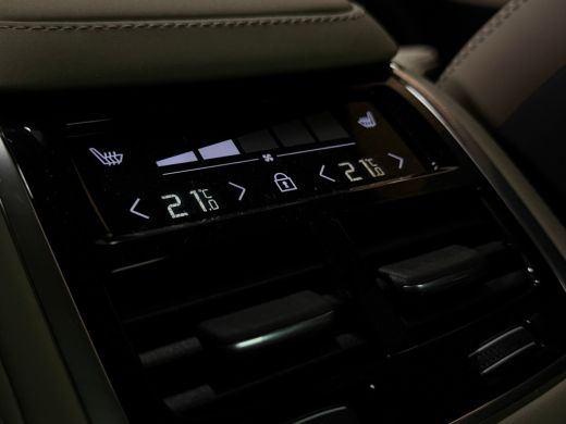 Volvo  XC90 T8 AWD Recharge Ultra Black Executive Edit. | Full Option! | Bowers & Wilkins | Luchtvering | Sto... ActivLease financial lease